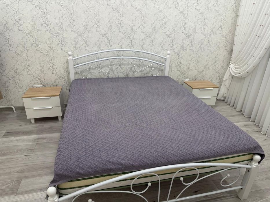 Продам кровать двух спальную