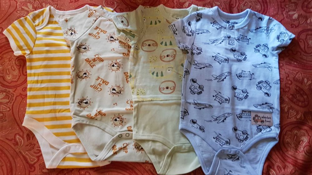 Лот от шест бодита с къс ръкав 86 см