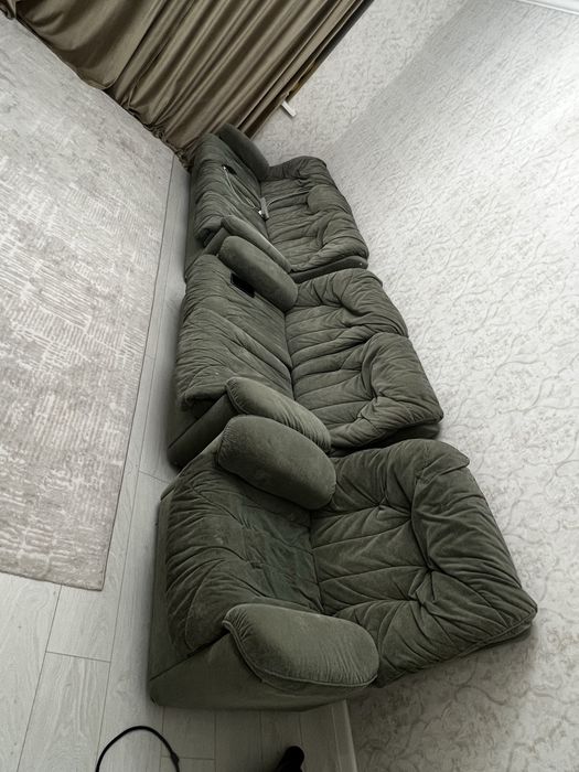 Срочно продам диваны 3/1