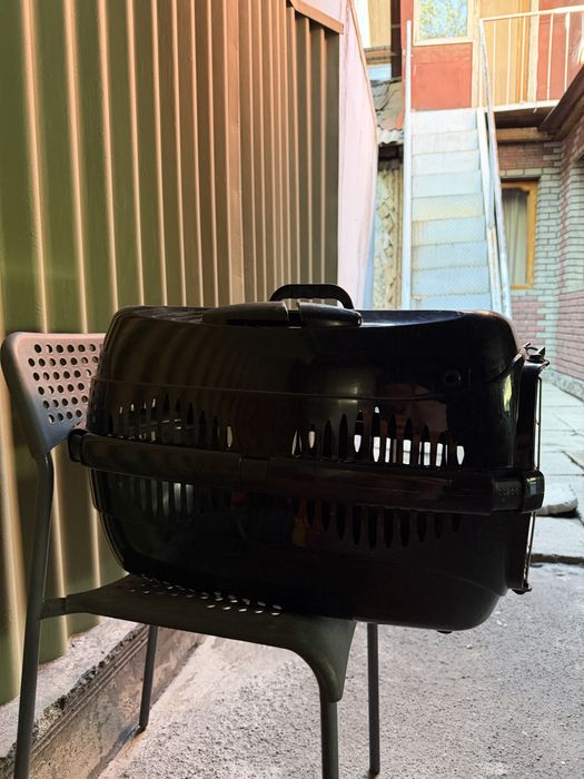 Переноска для собак и кошек