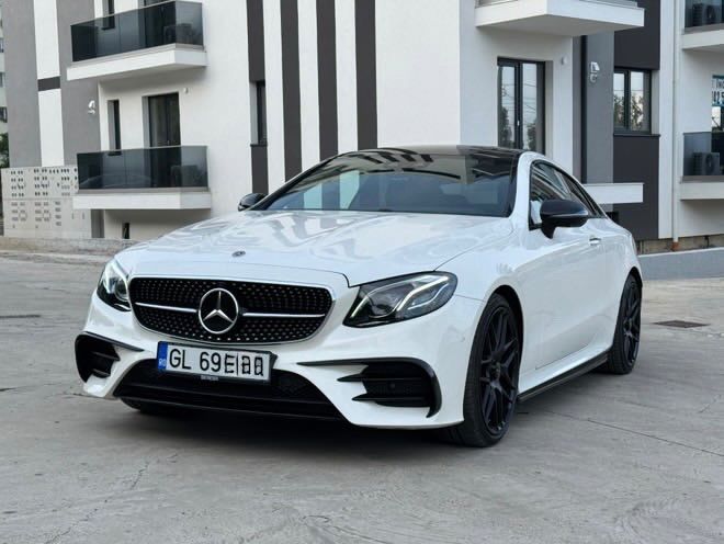 Mercedes-Benz E Mercedes-Benz E300 AMG 4MATIC Coupe 9G-TRONIC