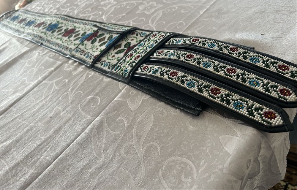 Curea cu margele , traditionala din Bucovina