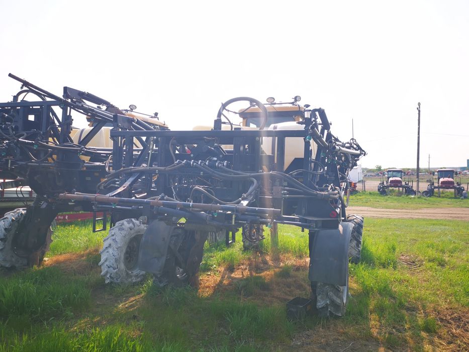 Опрыскиватель Challenger SC 4660A