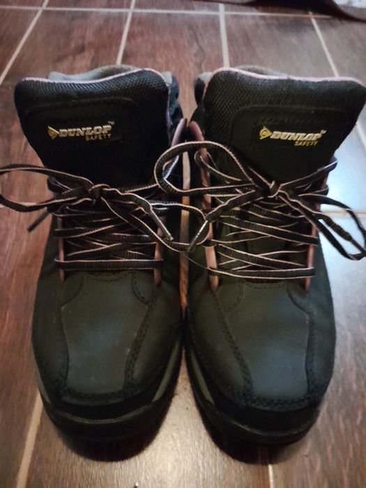 Дамски зимни,спортни обувки Dunlop