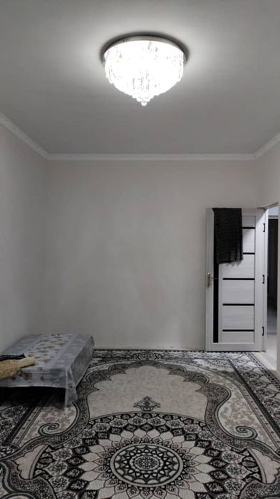 Uy sotiladi 1-etaj,  3-xonalik,