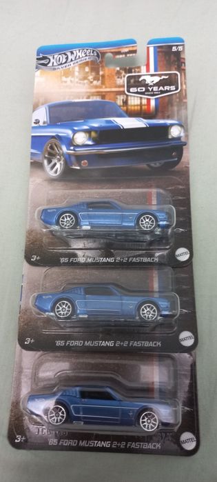 Hot wheels 65 ford mustang chase spectraflame