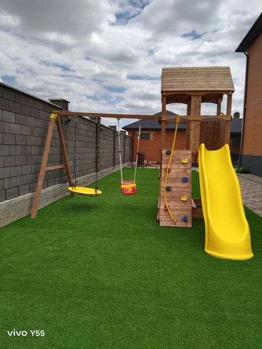 Искусственный газон — поставка и монтаж