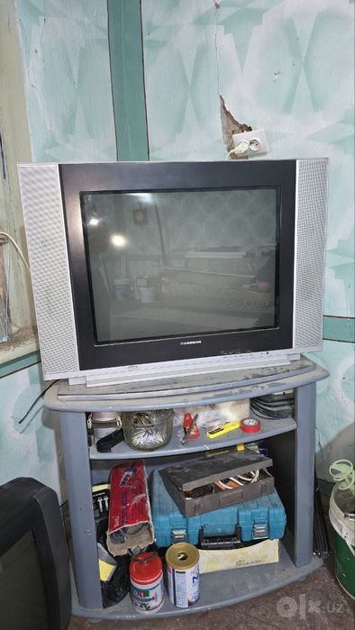Comeron televizor 72ekran