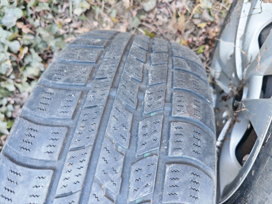 Anvelope de Iarna +Jante  225/50/17, BMW X