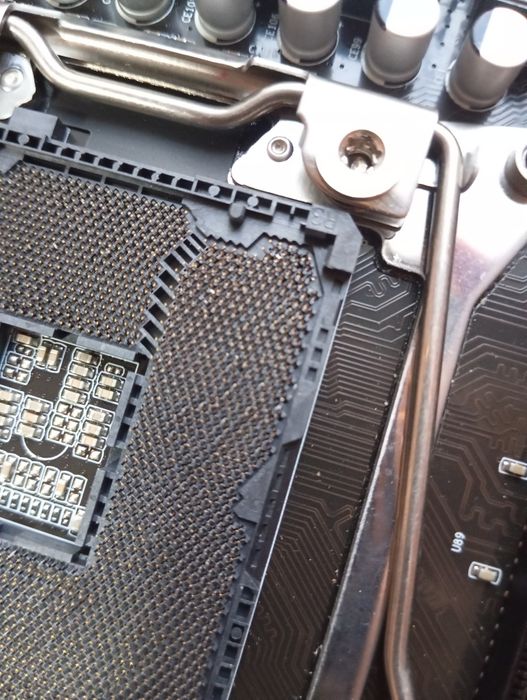 Продам материнскую плату