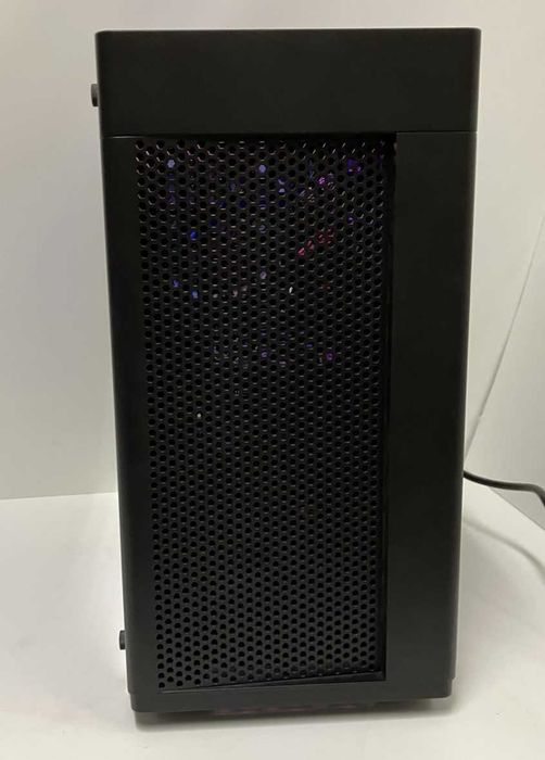 COMPACT GAMING | GTX 1070 8gb GDDR5 | Core i5 9500 | 16GB RAM