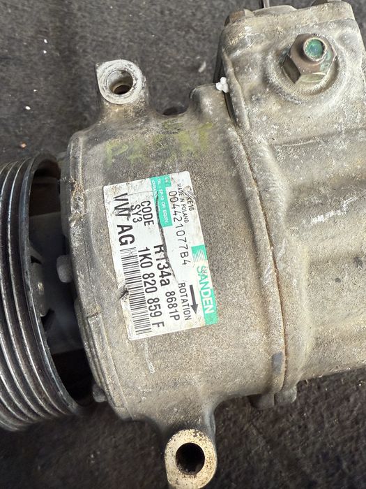 Компресор на климатика Seat Skoda Vw 5k0802803 delphi 1k0 Sanden Denso