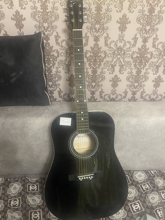 Гитара новая продаю