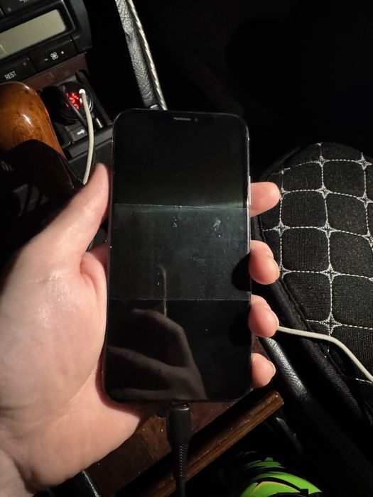 iPhone X 64гигабайт