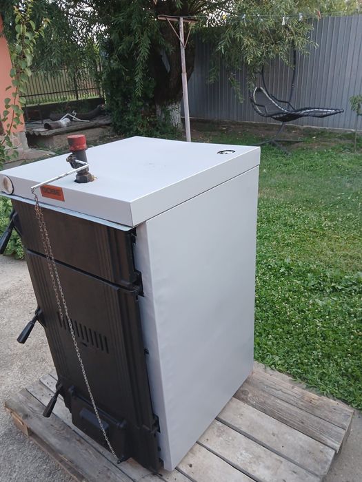 Centrala pe lemne si carbuni Gobe 48 kw