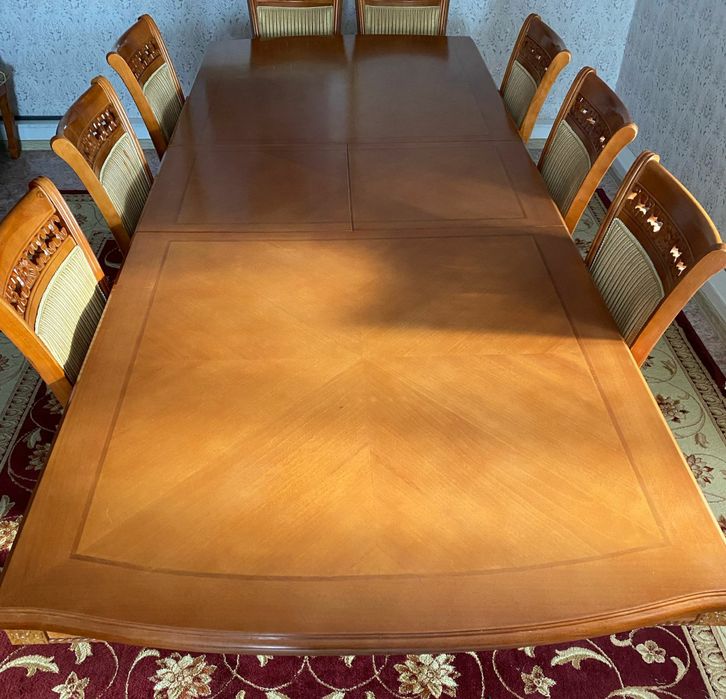 Продам стол в хорошем состоянии