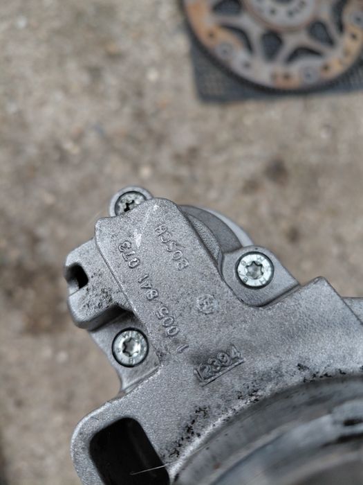 Стартер BMW X3 F25 3.0d Xdrive