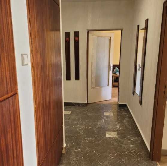 Дава се под наем Двустаен апартамент в София, Зона Б-5 - 85 кв.м за 663 € - Снимка #3