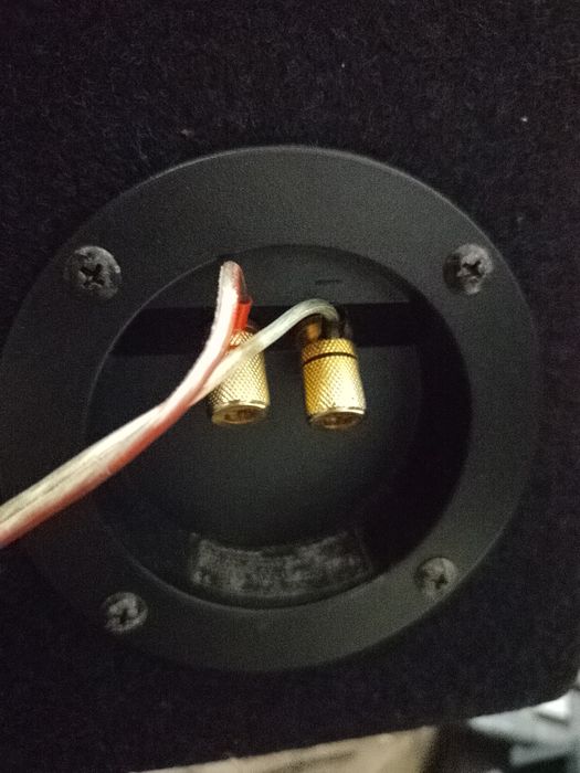 Subwoofer auto Pioneer și amplificator Infinity