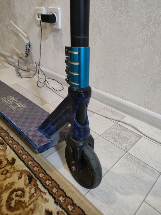 Самокат пиксель новатрак