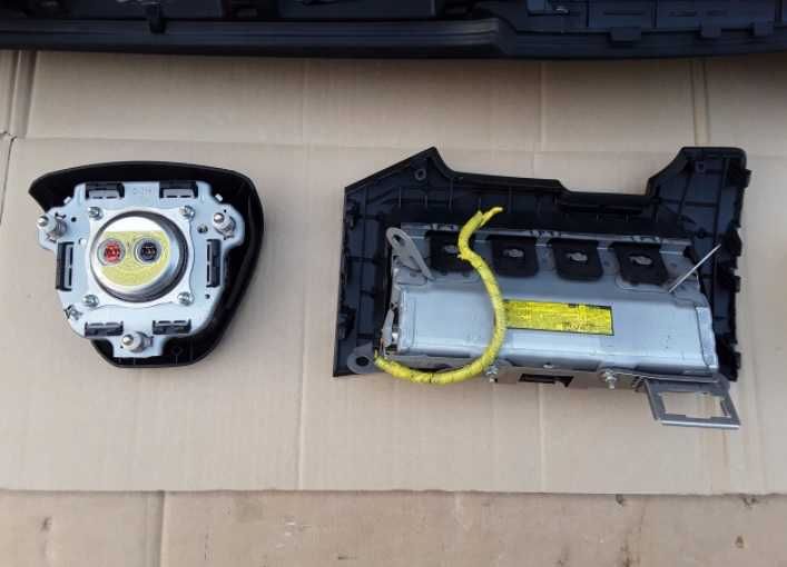 Toyota Avensis T29 kit airbag volan pasager plansa de bord set centuri