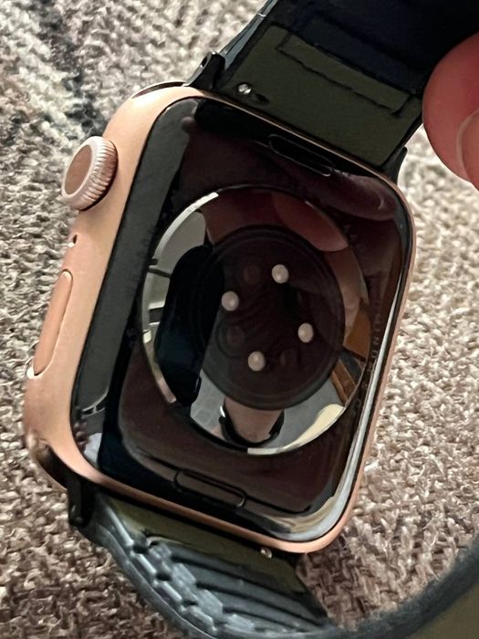 Apple Watch 6 44mm 32 Гб Оригинал