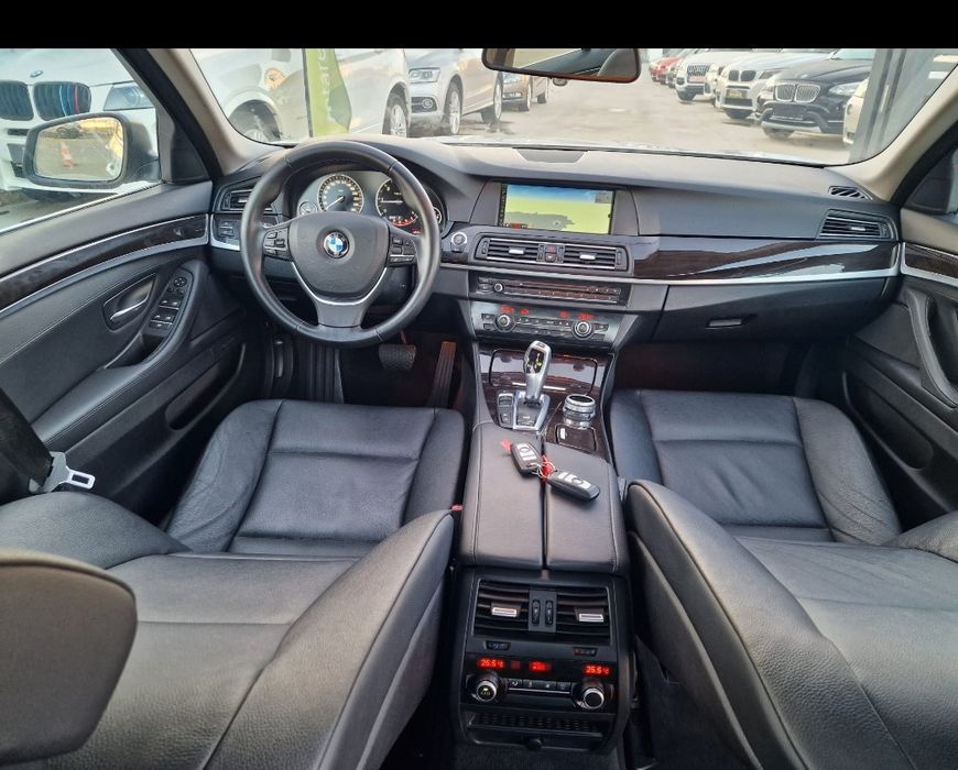 Vind BMW 525 X-DRIVE  218 CP