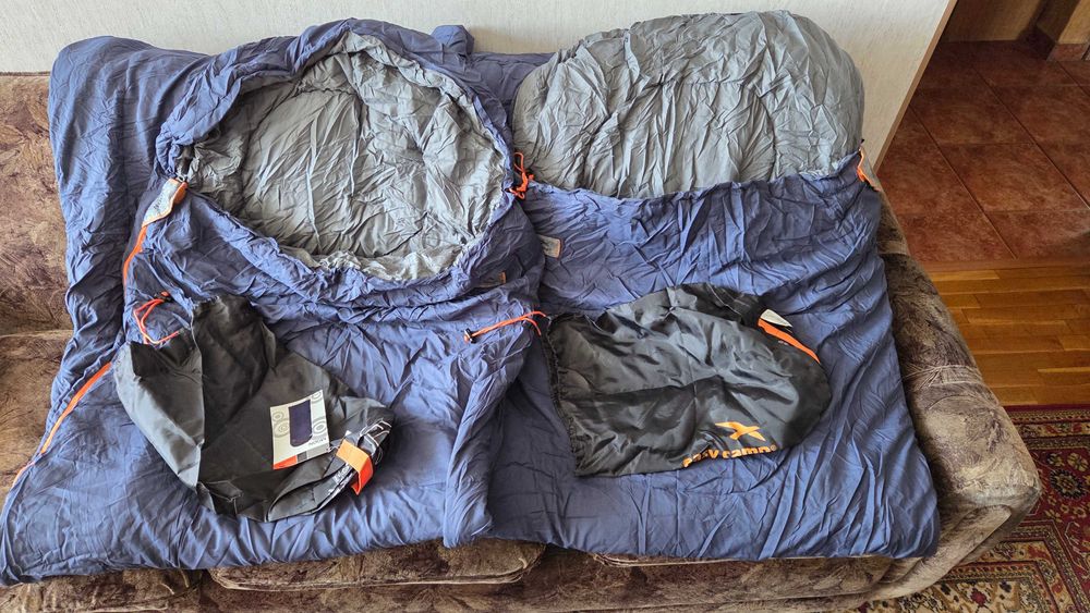 Спален чувал Easy Camp Moon 200