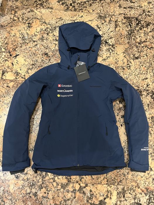 Дамско ски яке S размер Peak Performance