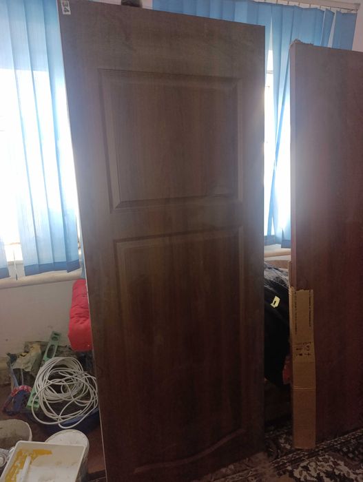 Продам двери...Новые.