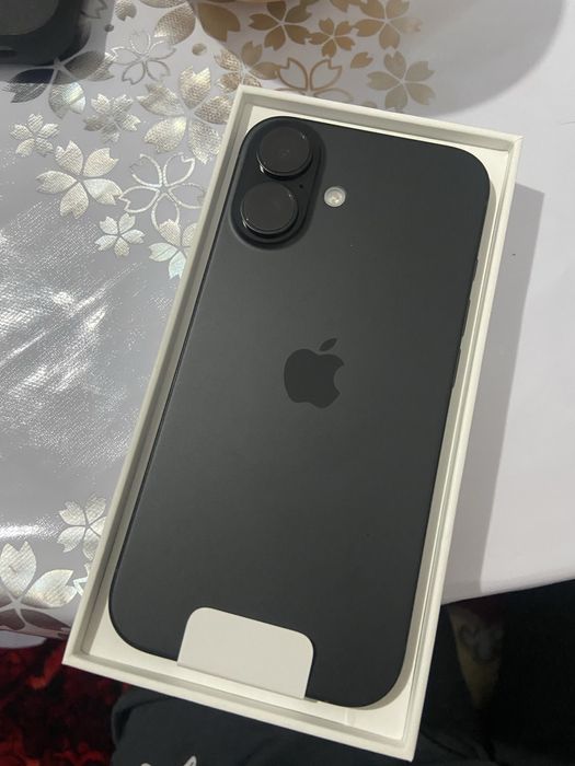 Айфон 16 128гб продам