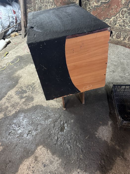 продам сабвуфер с усилителем