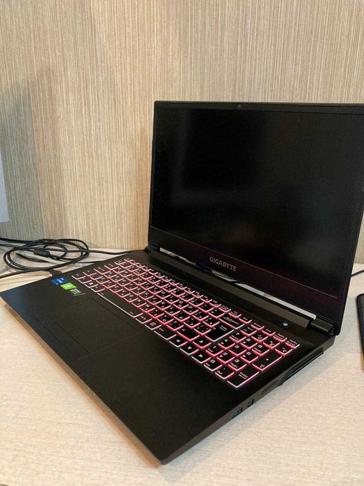 Игровой ноутбук Gigabyte G5 RTX3060