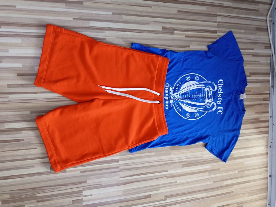 Къси панталони и тениски Nike и UNDER ARMOUR ,размер S ,цена 25лв