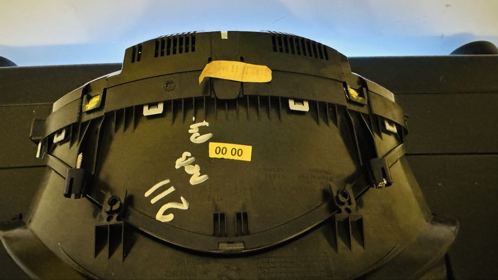 Щиток приборо w211  рест