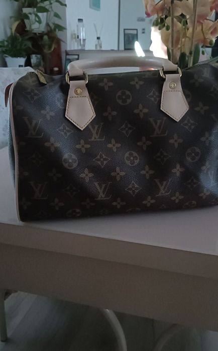 Geanta louis Vuitton
