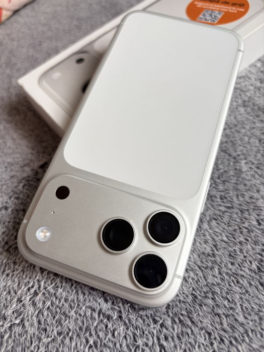 Vand iPhone 17 pro max