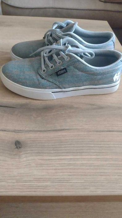 обувки Сникърси Etnies Jameson 2
