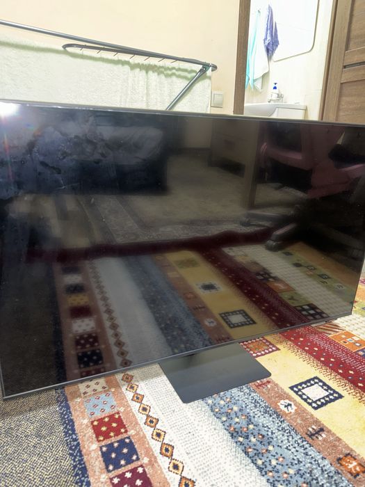 Монитор/телевизор 43" Samsung LS43FM702UIXCI черный
