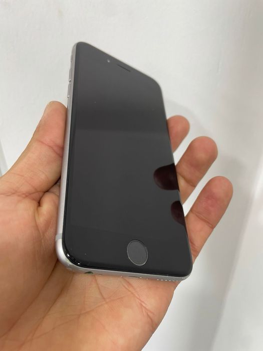 I phone SE 2020 продаю