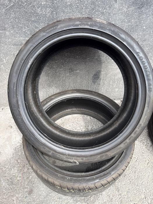 255-35-20 goodyear eagle f1 super sport