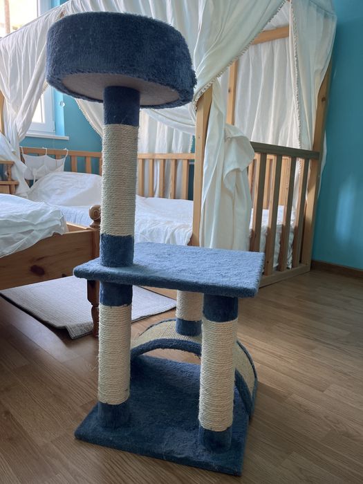 Чесалка за котки катерушка