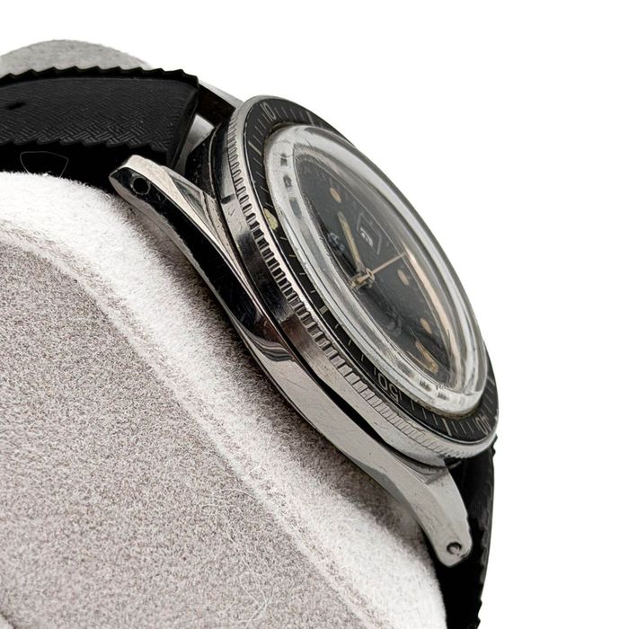 Yema Superman quartz anii 80