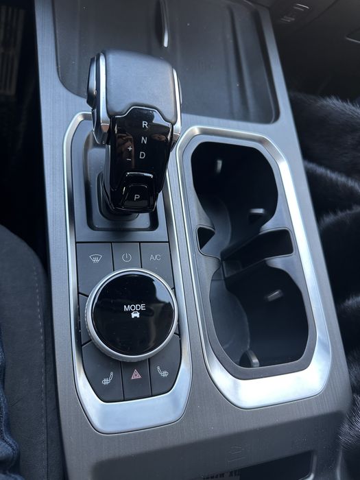 Кроссовер Jaecoo J7