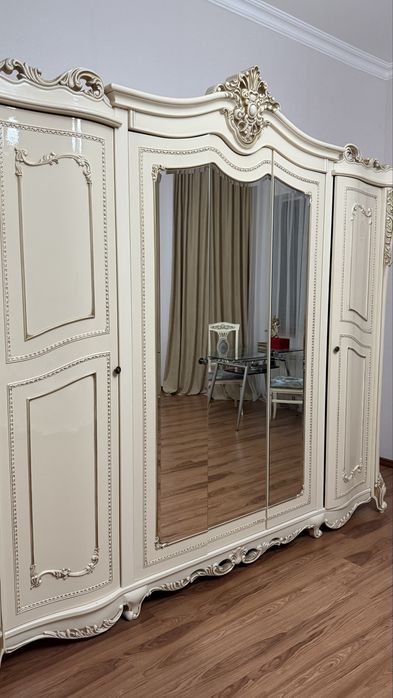 СРОЧНО!! ТОРГ ЕСТЬ спальный гарнитур