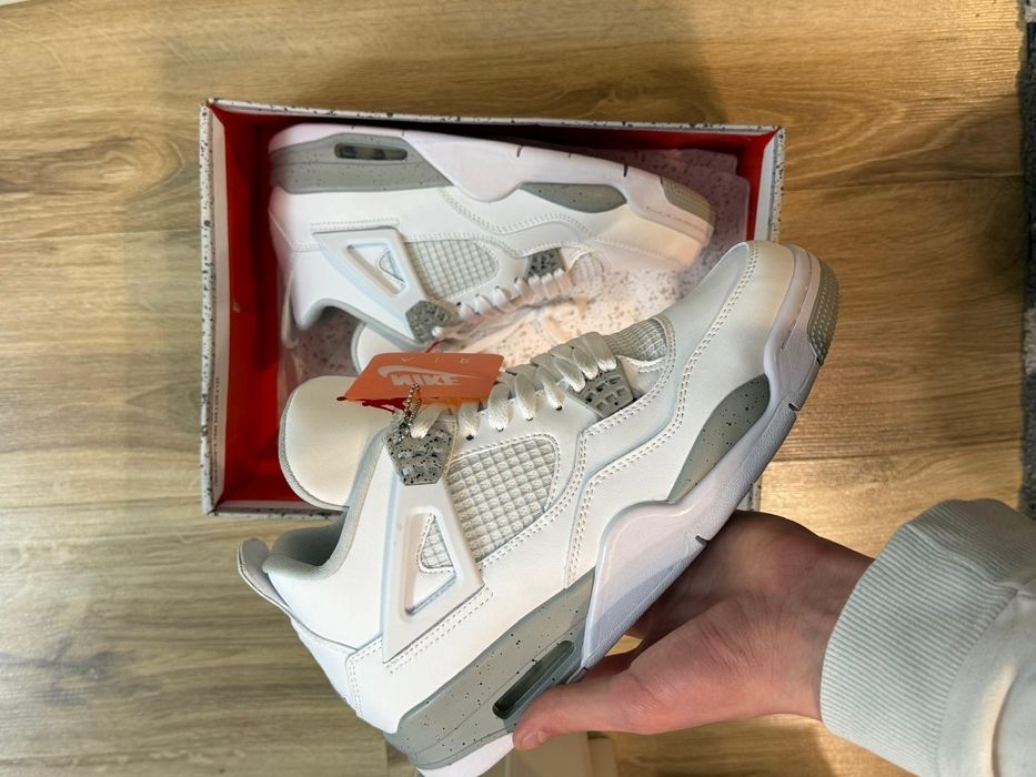 Jordan 4 Oreo .Marimea 42