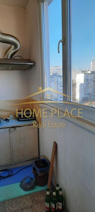 Четиристаен апартамент в Цветен Квартал