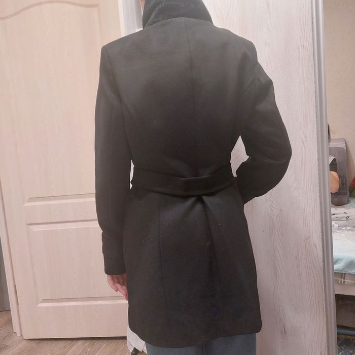 Продается осеннее пальто