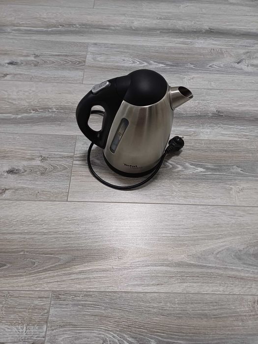 Электрический чайник Tefal Confidence