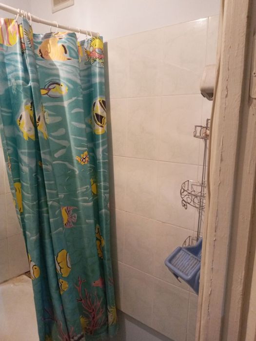 Срочно Продается 5 комнатная квартира 4 микрорайоне Дасаф ,стадион йон